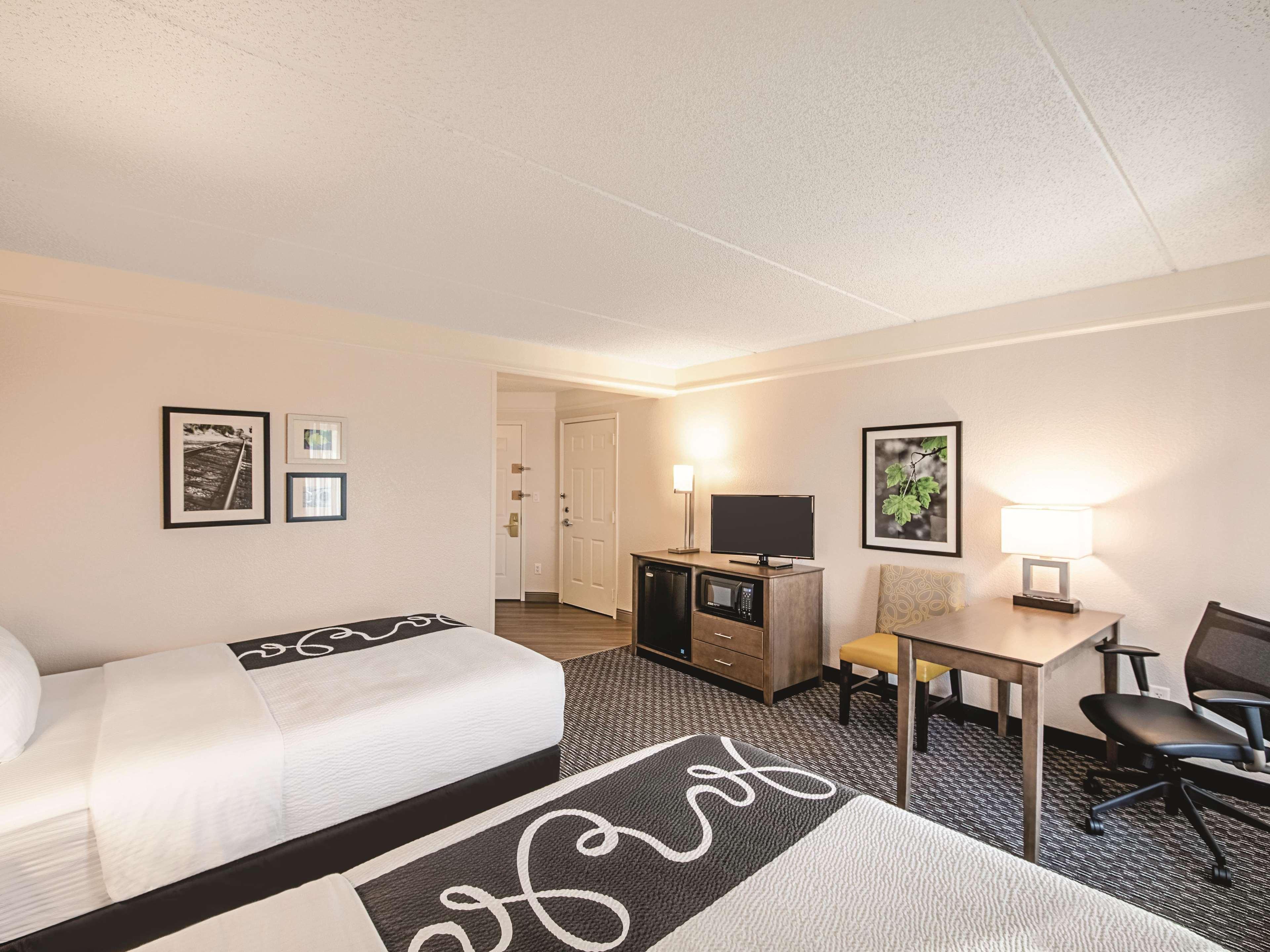 Hotel La Quinta By Wyndham Austin Airport Exterior foto
