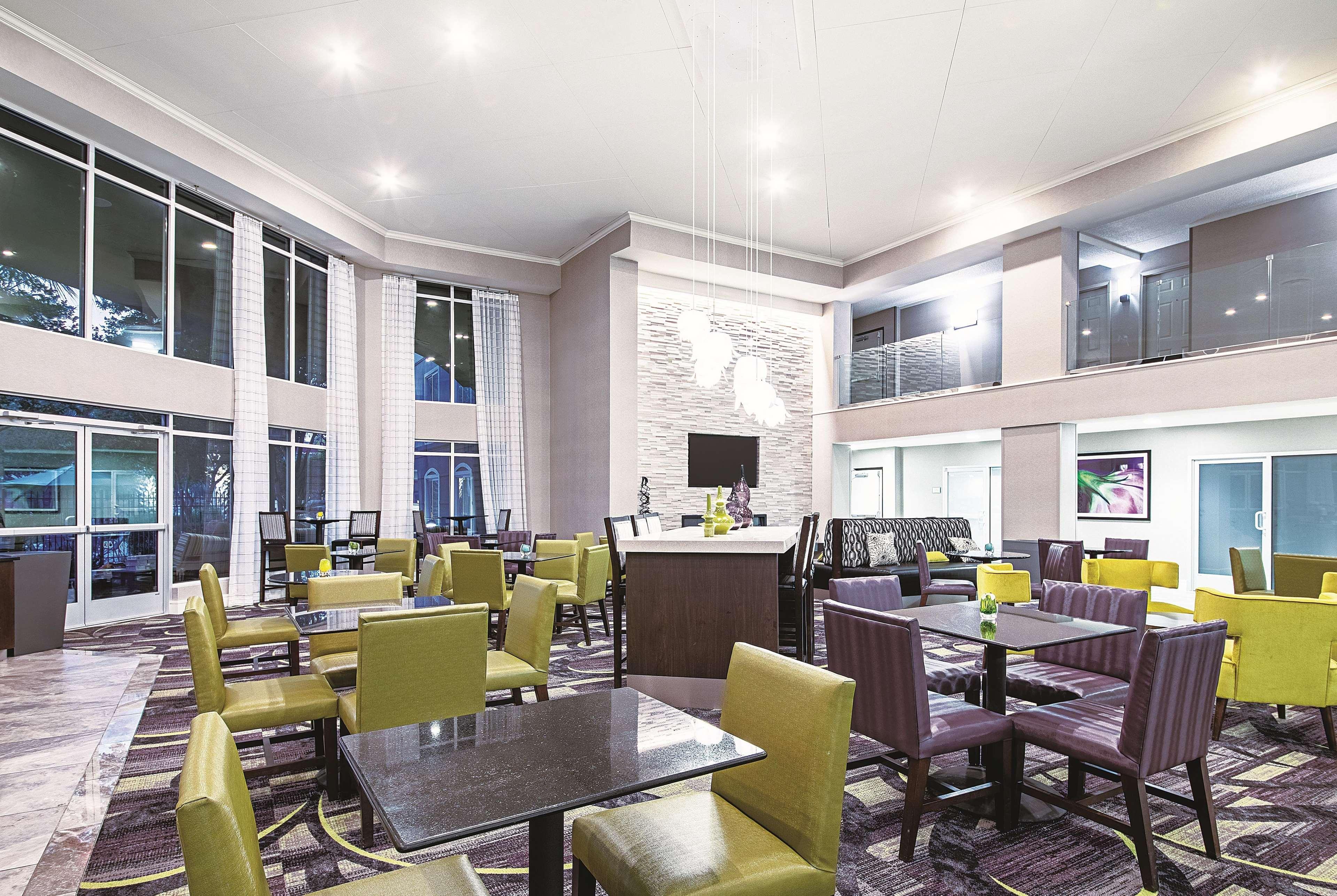 Hotel La Quinta By Wyndham Austin Airport Exterior foto