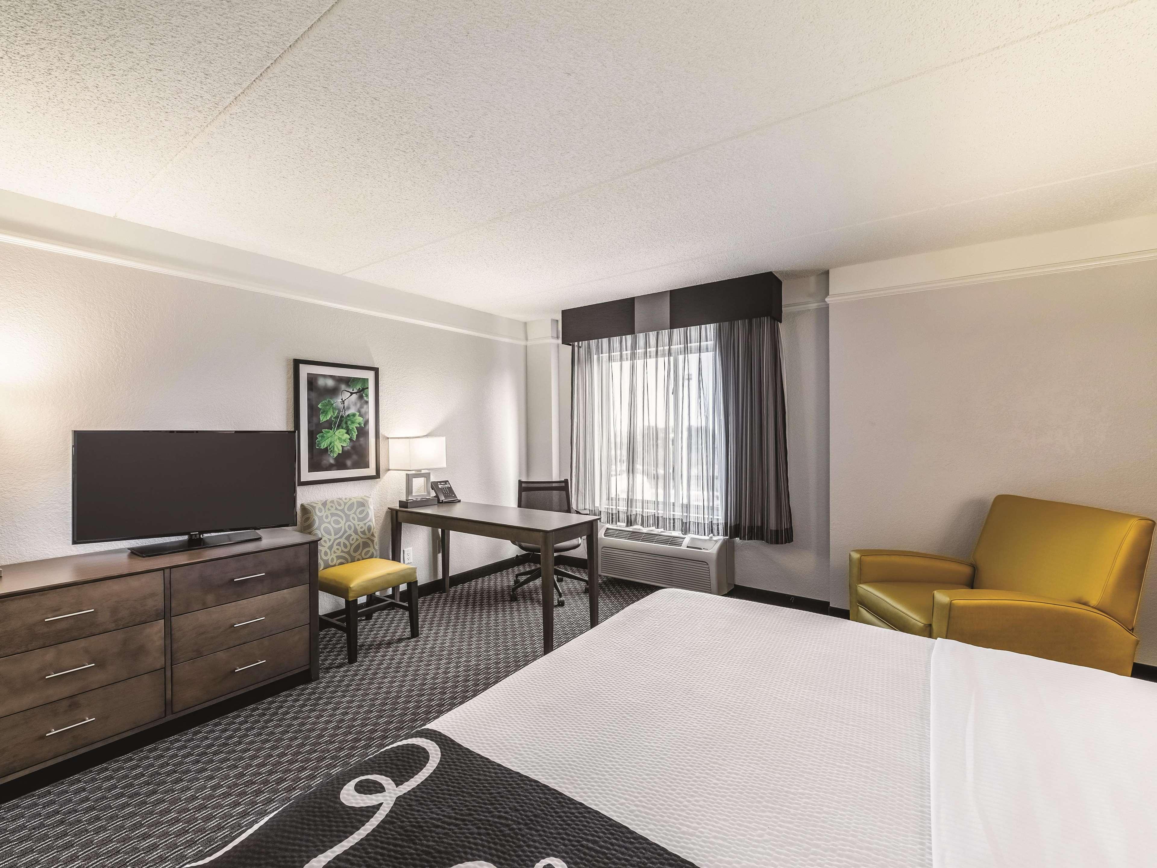 Hotel La Quinta By Wyndham Austin Airport Exterior foto