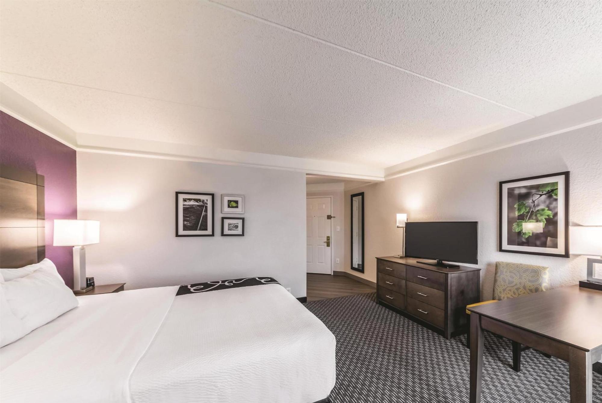 Hotel La Quinta By Wyndham Austin Airport Exterior foto